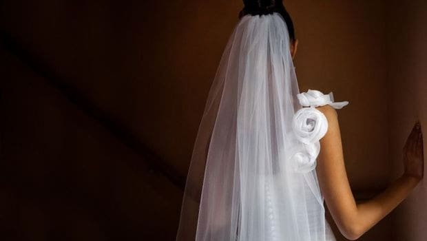 Polis Bakıda 16 yaşlı qızını ərə verməyə hazırlaşan ailənin planını pozdu