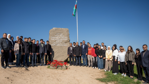 Onlar Zəfər yolu boyunca işğaldan azad olunmuş ərazilərə getdilər - FOTO