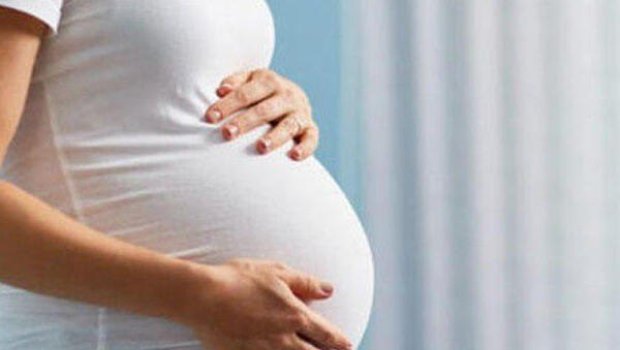Aborta razı olmayan hamilə arvadını öldürdü