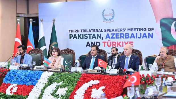 Azərbaycan-Pakistan-Türkiyə Parlament sədrləri arasında ÜÇTƏRƏFLİ GÖRÜŞ – FOTO