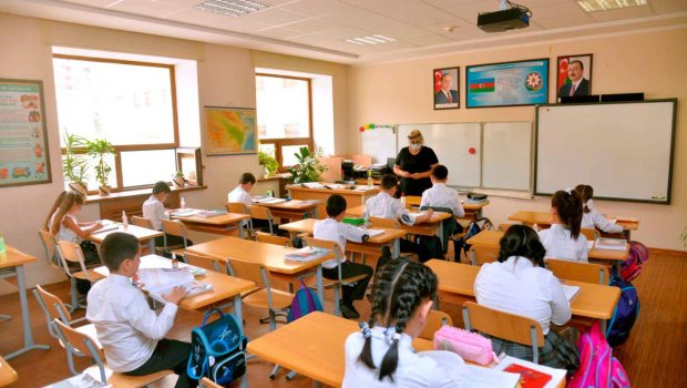 Şagirdlərin yerdəyişməsinə start VERİLİR