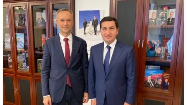 Hikmət Hacıyev Litva səfiri ilə GÖRÜŞDÜ
