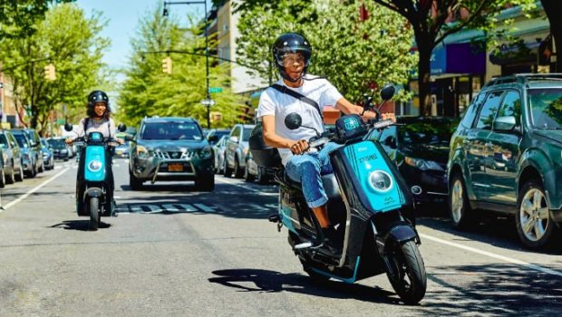 Yalnız bu şəxslərin moped sürməsinə icazə veriləcək – YENİ TƏLƏBLƏR
