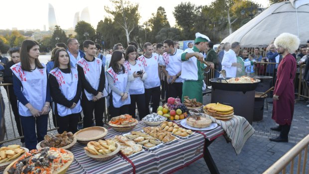 Bakı bulvarında Türkmənistan Milli Pavilyonunun açılışı oldu - FOTO