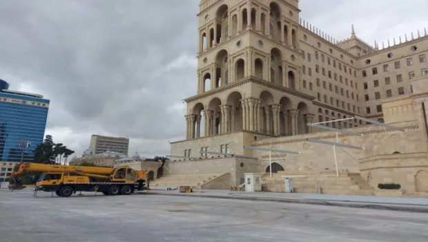 Azadlıq meydanı parada hazırlaşır - FOTO