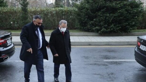 Mehdiyev 7 saat dindirildi - İstintaqa əsa ilə gedib