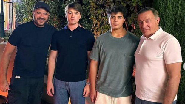 Emin atası ilə özünü təbrik etdi - FOTO