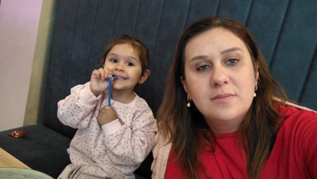 Qaxda qəzaya düşən ana və 3 yaşlı qızının SON DURUMU