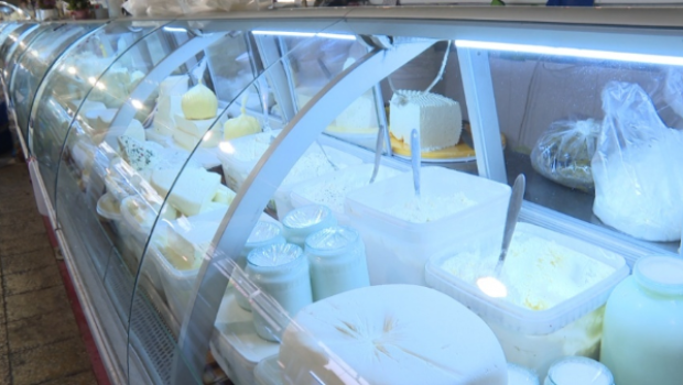 Dabaq xəstəliyi süd məshulları bazarına TƏSİR ETDİ - VİDEO