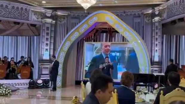 Astanadakı ziyafətdə Ulu Öndərin sevimli mahnısı ifa edildi – VİDEO