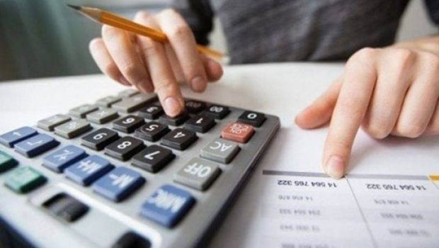 Gələn ildən özəl sektorda çalışan şəxslər gəlir vergisinə cəlb olunacaq – RƏSMİ