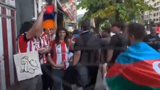 "Atletik" - "Qarabağ" matçında növbəti TƏXRİBAT: Həmyerlilərimiz qarşısını belə aldılar - ANBAAN VİDEO