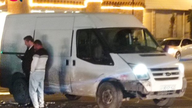 Gəncədə maşınlar toqquşdu - Xəsarət alanlar var - FOTO