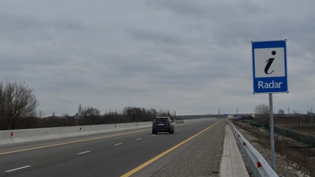 Radara yaxınlaşanda sürəti azaldan sürücülərə XƏBƏRDARLIQ - VİDEO