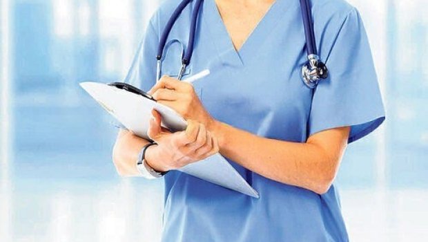 Bakıda tibb bacısı sistem qoşduğu qadının evini qarət ETDİ