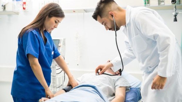 QANUN DƏYİŞDİ – Bu şəxslərin müalicəsi tibbi sığorta hesabına QARŞILANACAQ