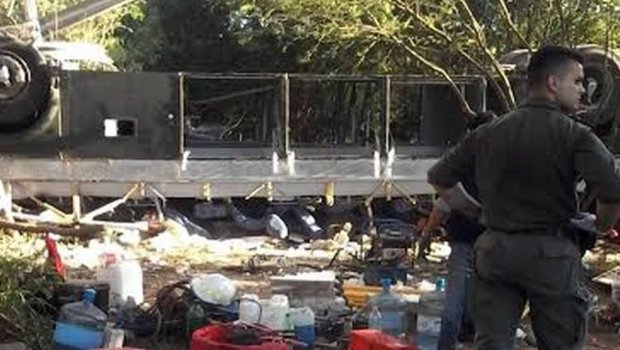 Bu ölkədə avtobus körpüdən aşdı - 9 ölü, 29 yaralı var