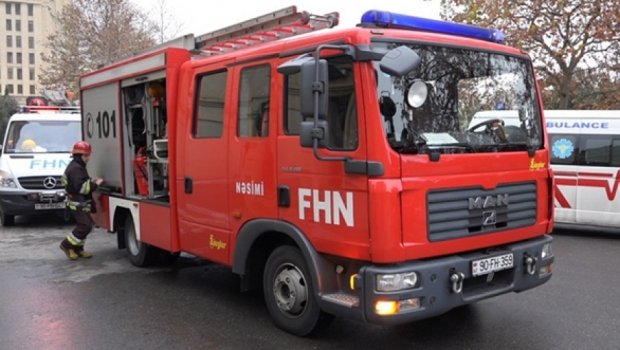 SON DƏQİQƏ! Bakıda restoran YANIR