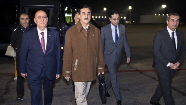 Pakistan Senatının sədri Azərbaycana gəldi – FOTO