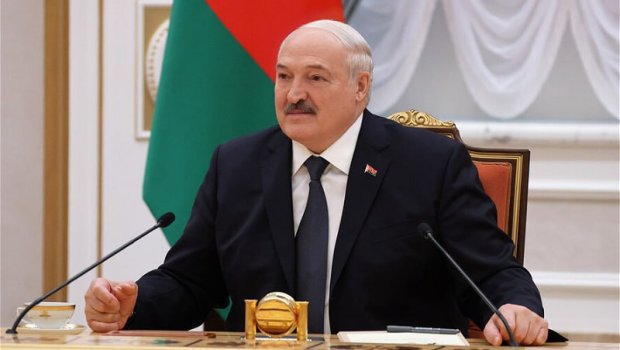 Lukaşenko: “Azərbaycan və Ermənistan arasındakı sülh uzunmüddətli olacaq”