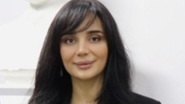 Saxlanılan icra başçısının qızı HAKİMDİR