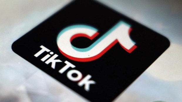 Xırdalanda kişi 18 yaşlı sevgilisini "TikTok"da hesab açdığı üçün DÖYDÜ