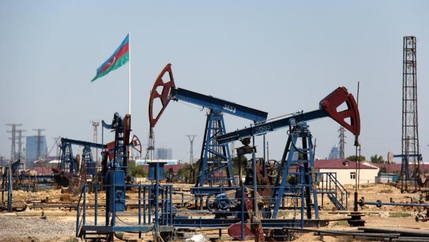 Azərbaycan nefti UCUZLAŞDI