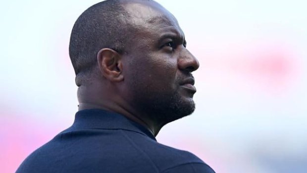 Patrik Vieyra istefaya göndərildi