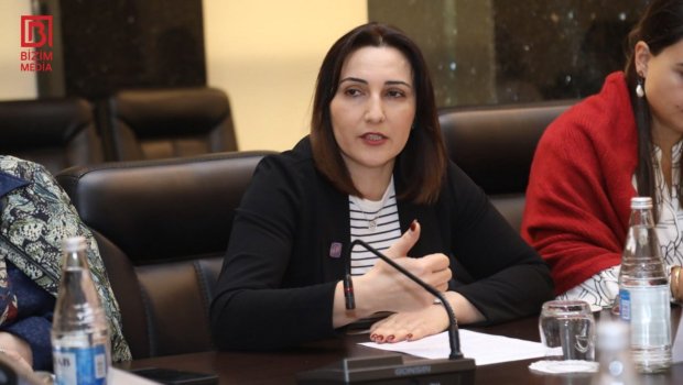 Kəmalə Aşumova: “Uşaqlar internetdə zorakılığa məruz qalır”