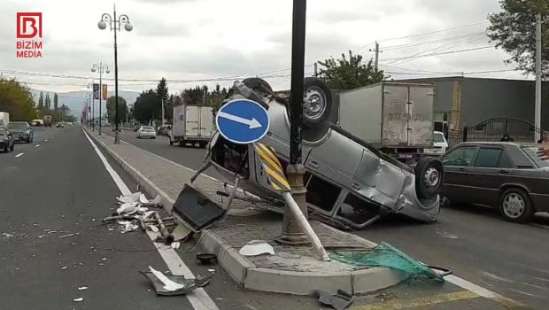 Şəkidə AĞIR QƏZA – Xəsarət alan var – FOTO/VİDEO