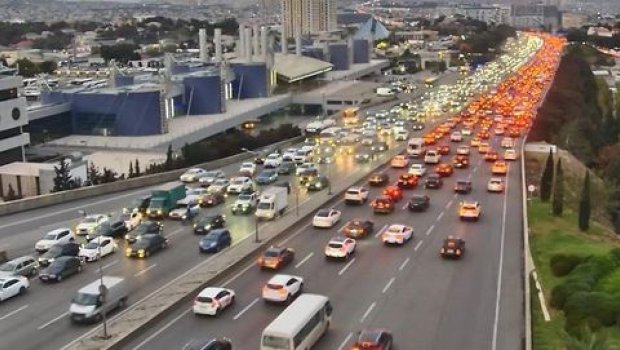 Paytaxtın 20 küçə və prospektində TIXAC VAR - FOTO