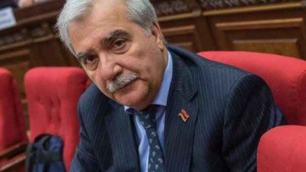 “Paşinyanın deputatları” arasında QALMAQAL: Andranik Köçəryan arxivə göndərilir?