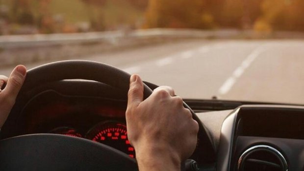 Sərxoş sürücü avtoxuliqanlıq etdi &ndash; 2 nəfəri bıçaqladı