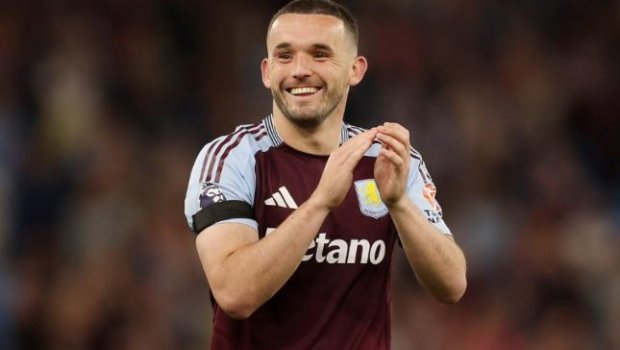 Con Makqinn ilə müqavilə UZADILDI