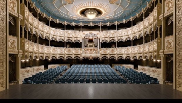 Zəfər Gününü “unudan” TEATRLARIMIZ – 8 noyabrda hansı tamaşalar nümayiş OLUNACAQ?