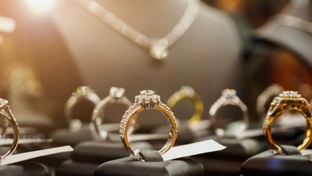 Zərgərlik məmulatlarına dövlət əyar damğasını bu orqan vuracaq – RƏSMİ