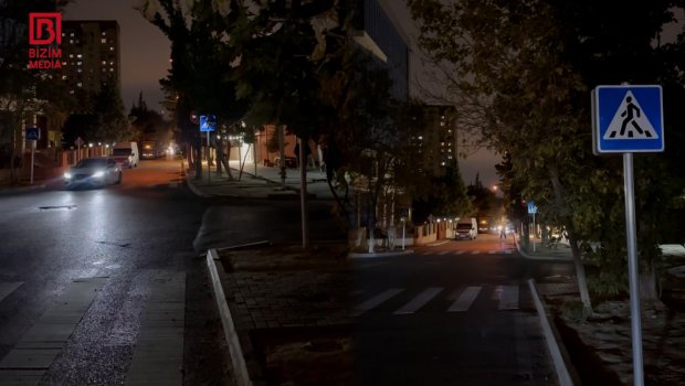 Cərimə TƏHLÜKƏSİ – Ağacların arxasında gizlənən yol nişanı sürücüləri ÇAŞDIRIR – VİDEO