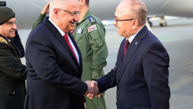 Türkiyənin milli müdafiə naziri Azərbaycana GƏLDİ - FOTO