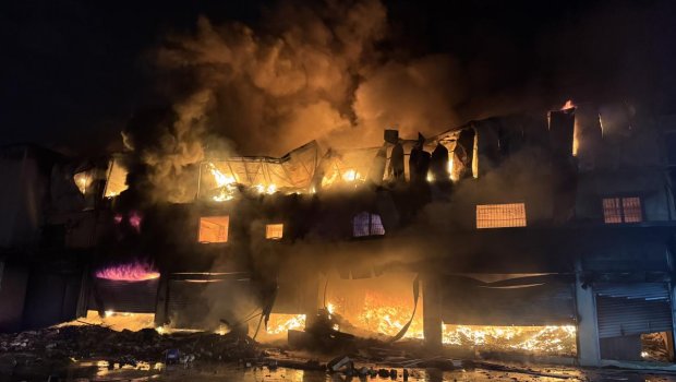 Türkiyədə ticarət mərkəzində güclü YANĞIN – FOTO/VİDEO