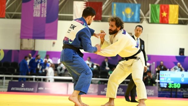 Hidayət Heydərov İslamiadanın ikiqat QALİBİ OLDU