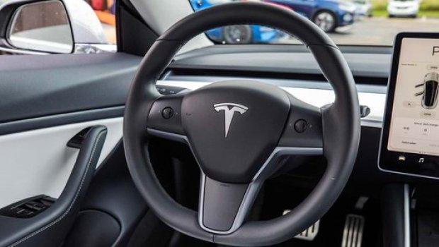 Qazaxda "Tesla" aşdı - ANBAAN VİDEO