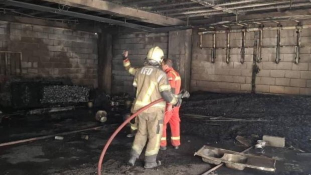 Tehranda yeni tikilən bina yandı: Ölən və yaralanan var – VİDEO