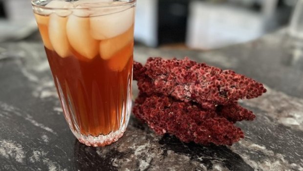 Qanda şəkəri salan ədviyyatlı içki