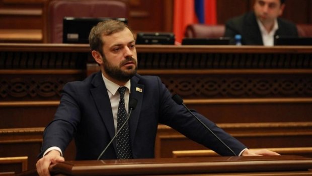 Ermənistanlı nazir: Azərbaycandan keçib gətirilmiş buğdadan hazırlanan çörəyi ilk dadmağa hazıram