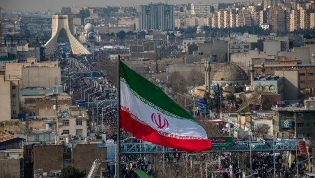 İranda qurumuş su anbarından 74 cəsəd tapıldı – Meyitlər xalçaya bükülü halda atılıb