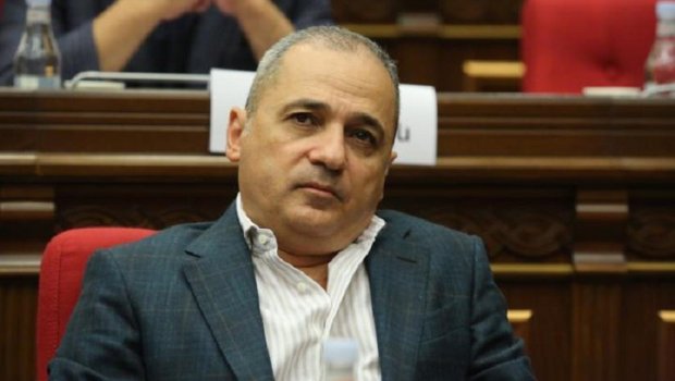 Köçəryan və Sarkisyanın adamı axtarışa verildi – Moskvaya qaçıb?