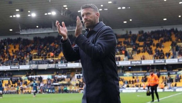 İngiltərə klubu yeni baş məşqçisini AÇIQLANDI