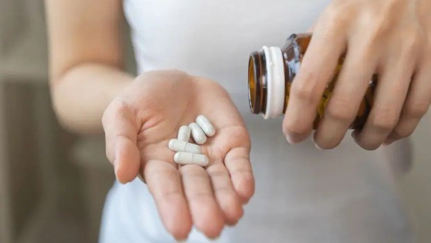 Ağrıkəsicilərdən çox istifadə edənlərin DİQQƏTİNƏ: Xroniki xəstəliyə səbəb ola bilər