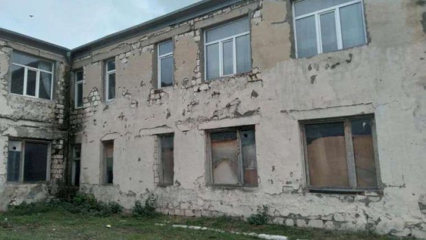 Qəzalı vəziyyətdə olan məktəblərin SAYI AÇIQLANDI