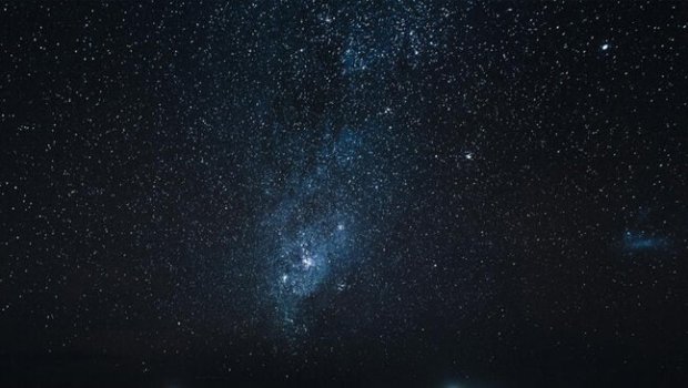 Niyə Yer üzündə səma mavi, kosmosda qara rəngdədir?